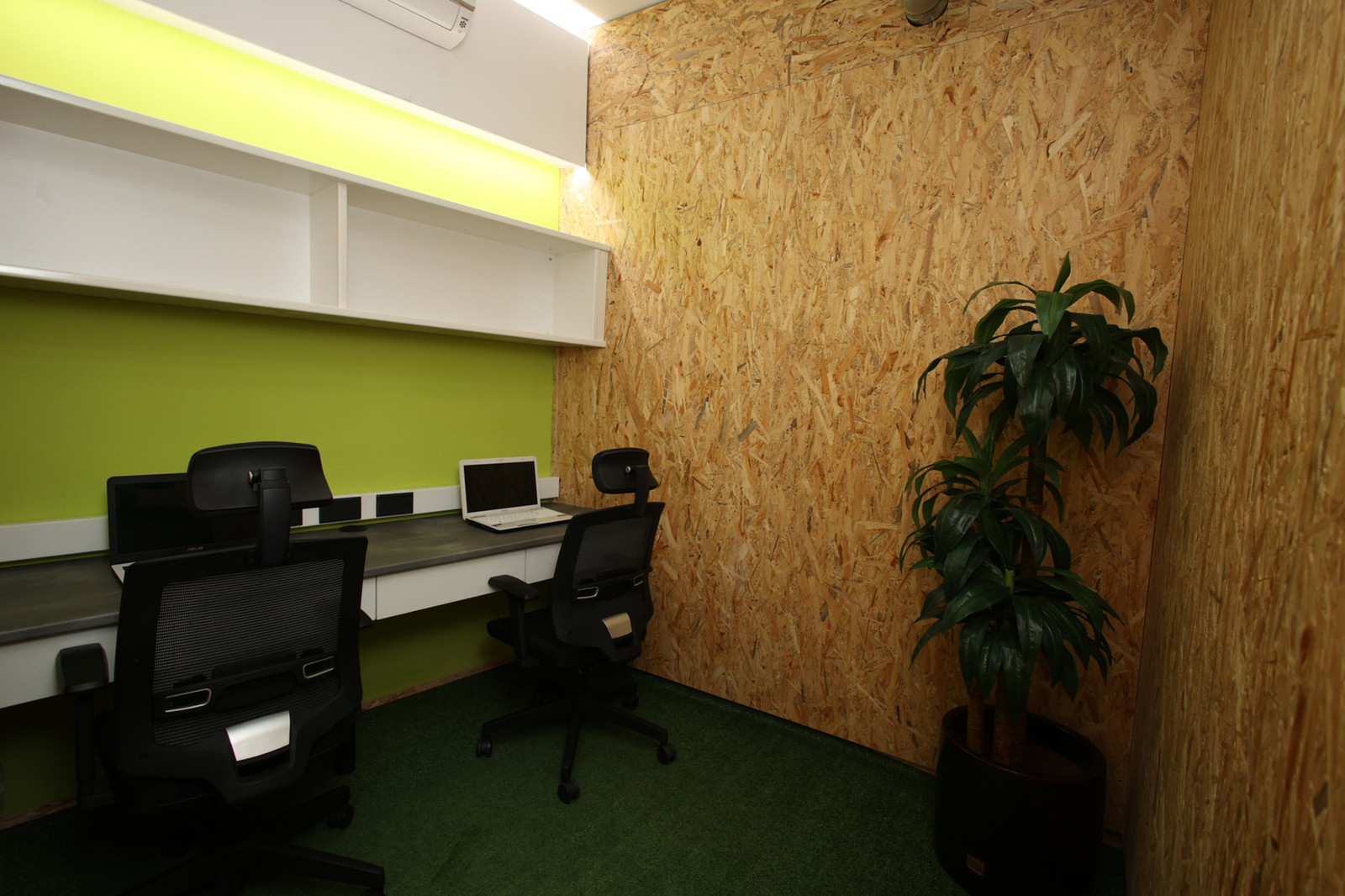 Facility 5 - reception